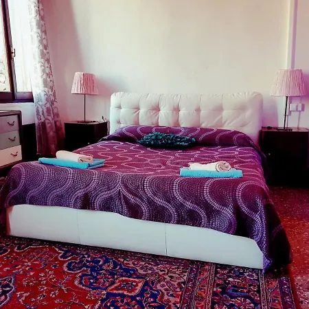 منزل للإقامة The Artist Place